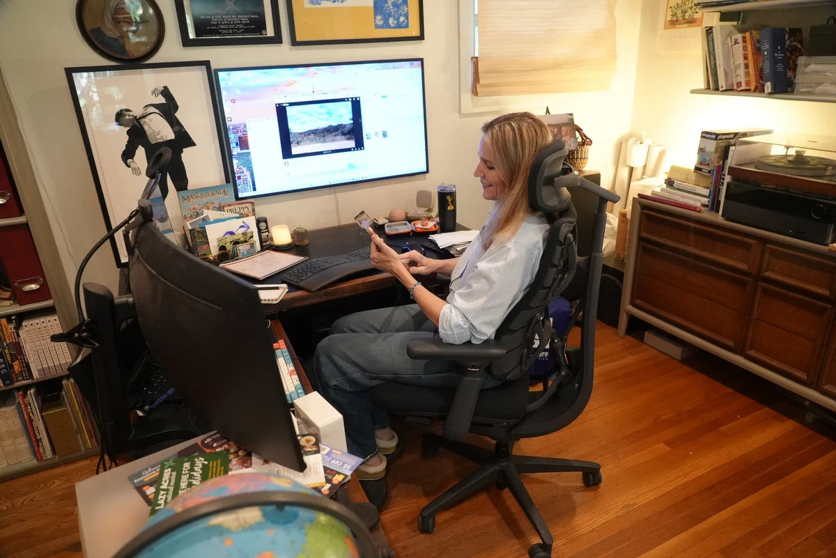 Le sedie ergonomiche migliorano la produttività? Cosa suggeriscono i dati