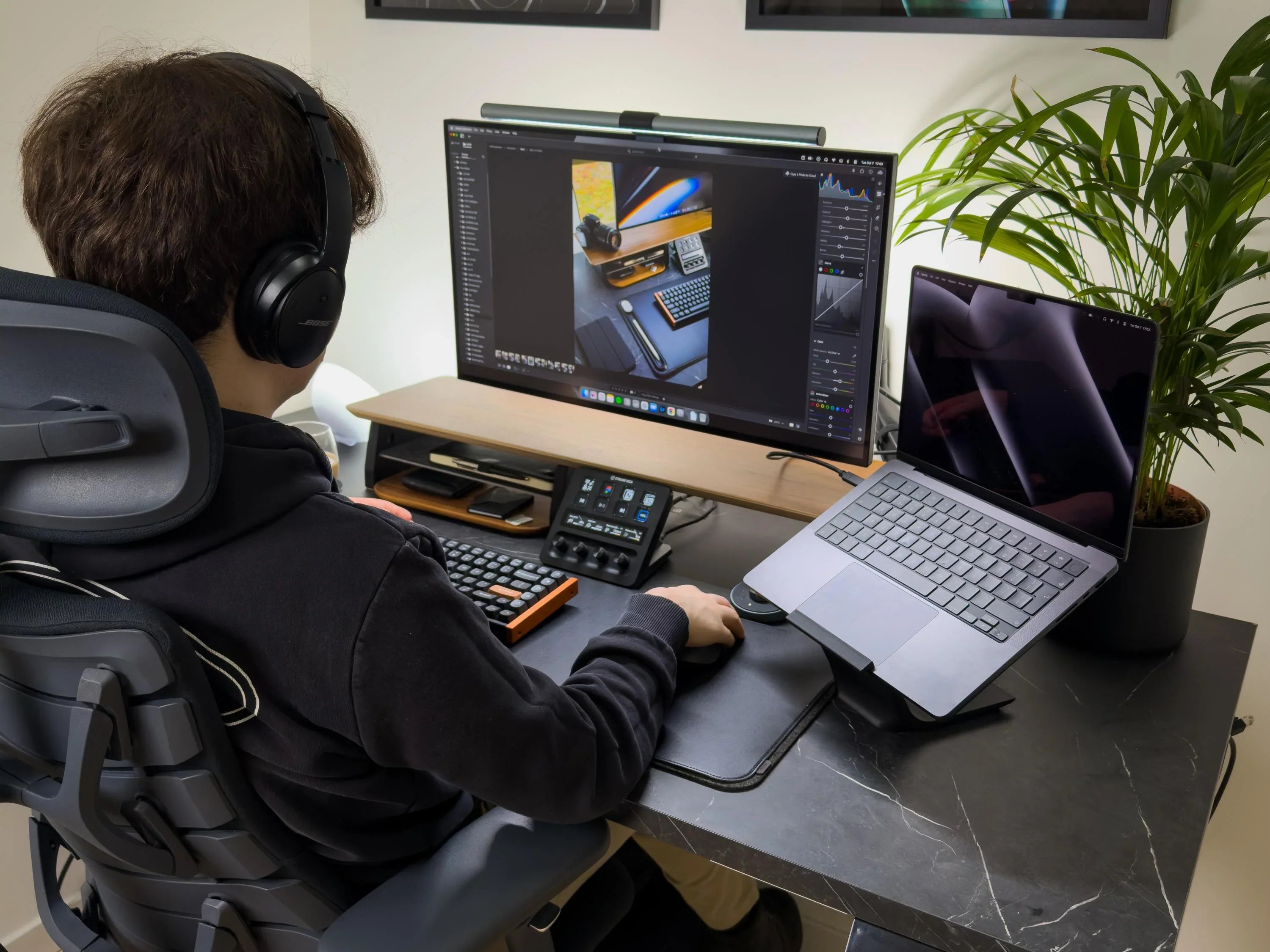 Supporto dinamico vs supporto fisso: cosa valutare in una sedia ergonomica da ufficio